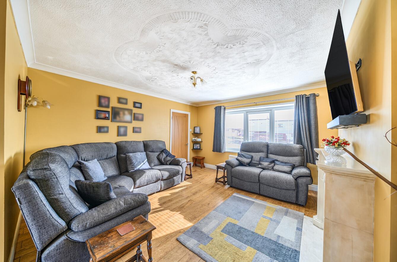 Derlwyn, Dunvant, Swansea, SA2 7PN